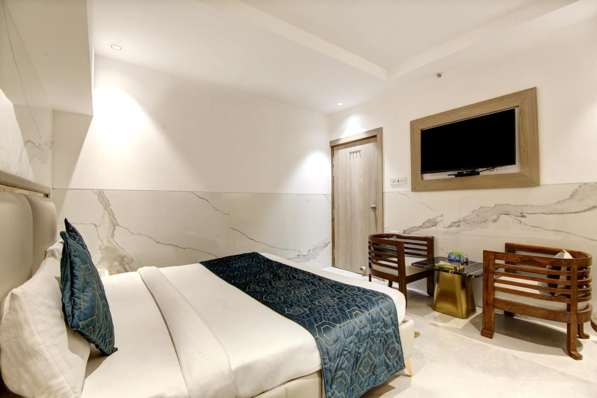 Hotel Delhi 37 By Star Group Near Delhi Airport نيودلهي المظهر الخارجي الصورة
