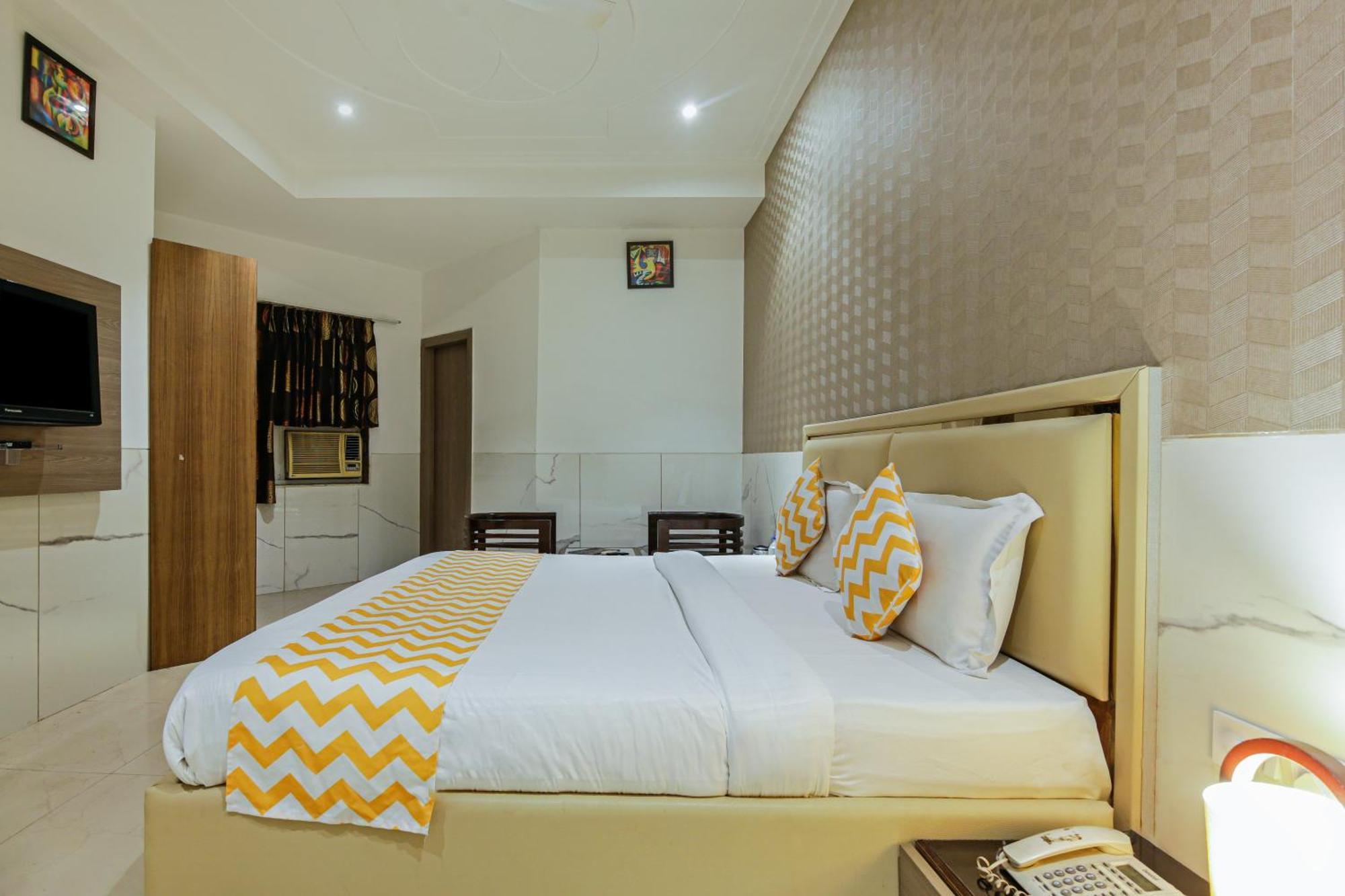 Hotel Delhi 37 By Star Group Near Delhi Airport نيودلهي المظهر الخارجي الصورة