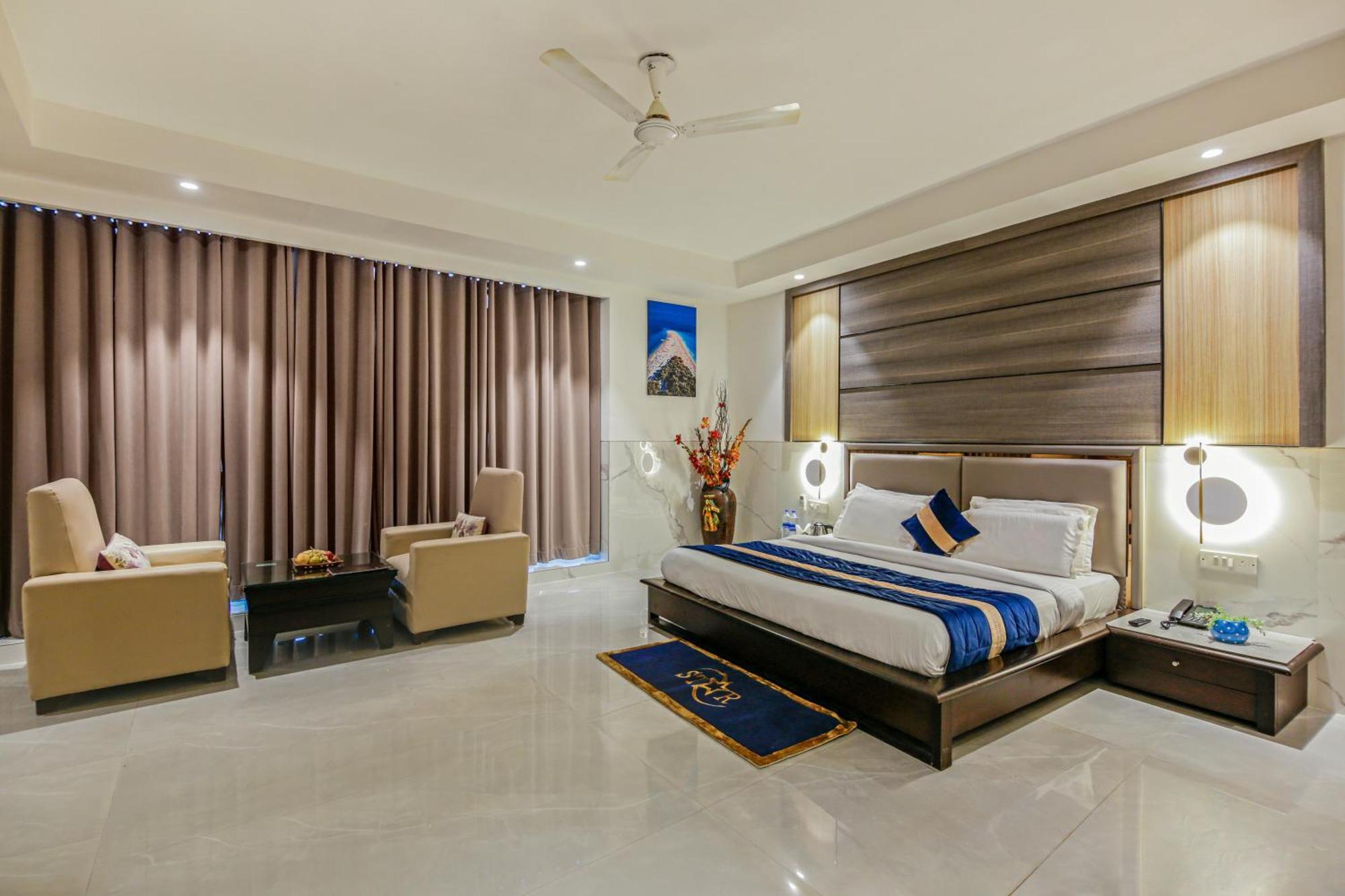 Hotel Delhi 37 By Star Group Near Delhi Airport نيودلهي المظهر الخارجي الصورة