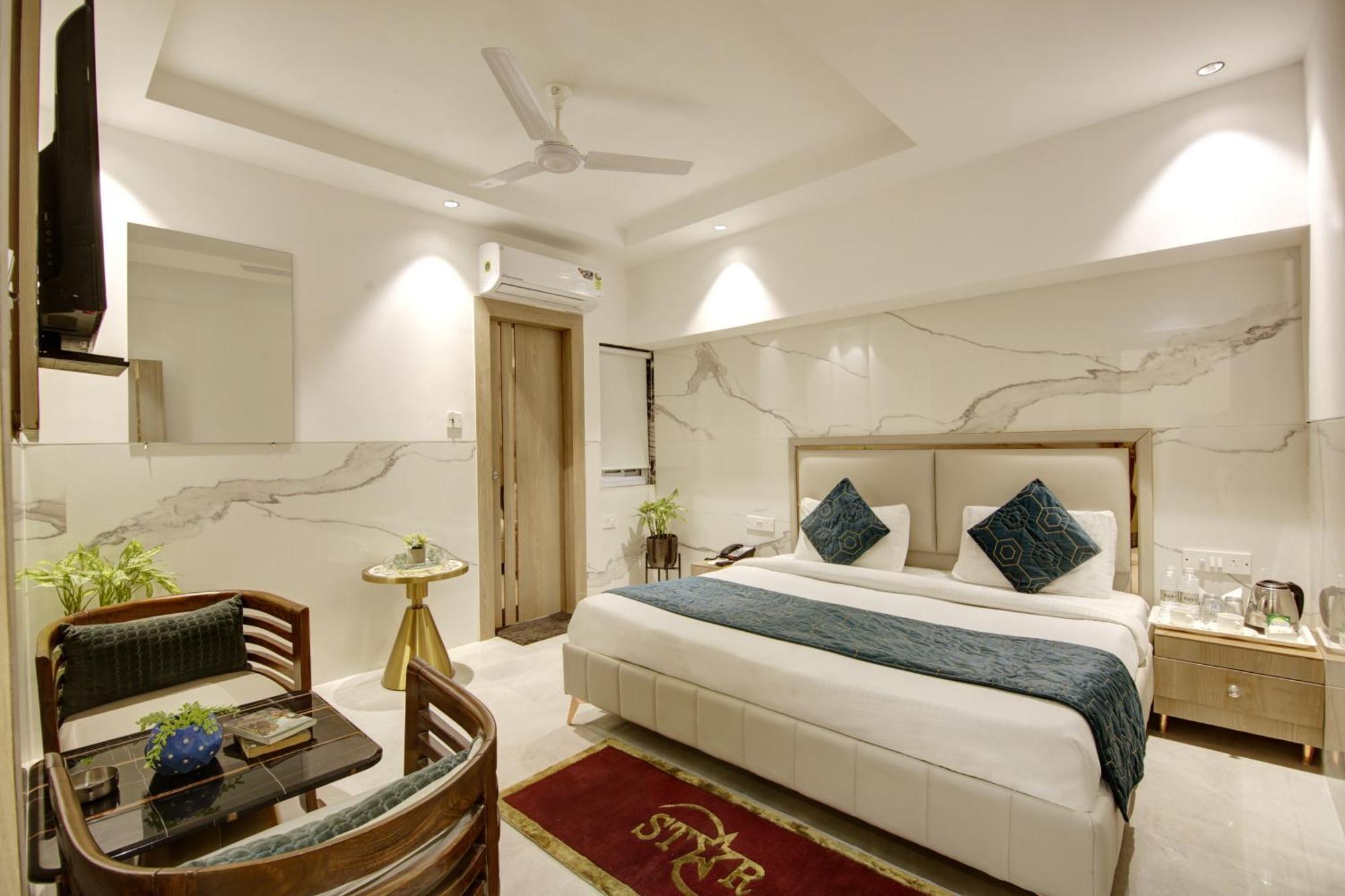 Hotel Delhi 37 By Star Group Near Delhi Airport نيودلهي المظهر الخارجي الصورة