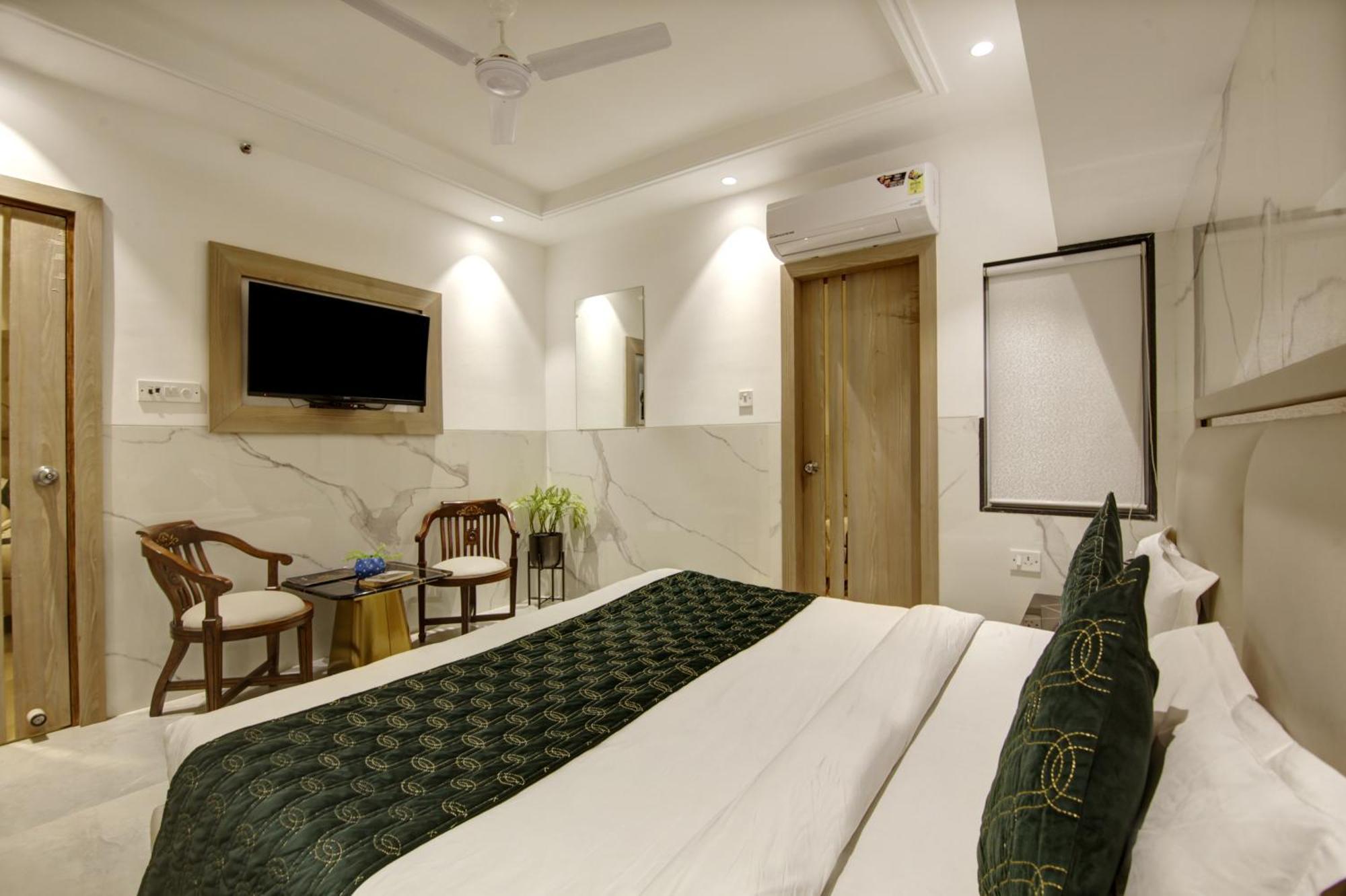 Hotel Delhi 37 By Star Group Near Delhi Airport نيودلهي المظهر الخارجي الصورة