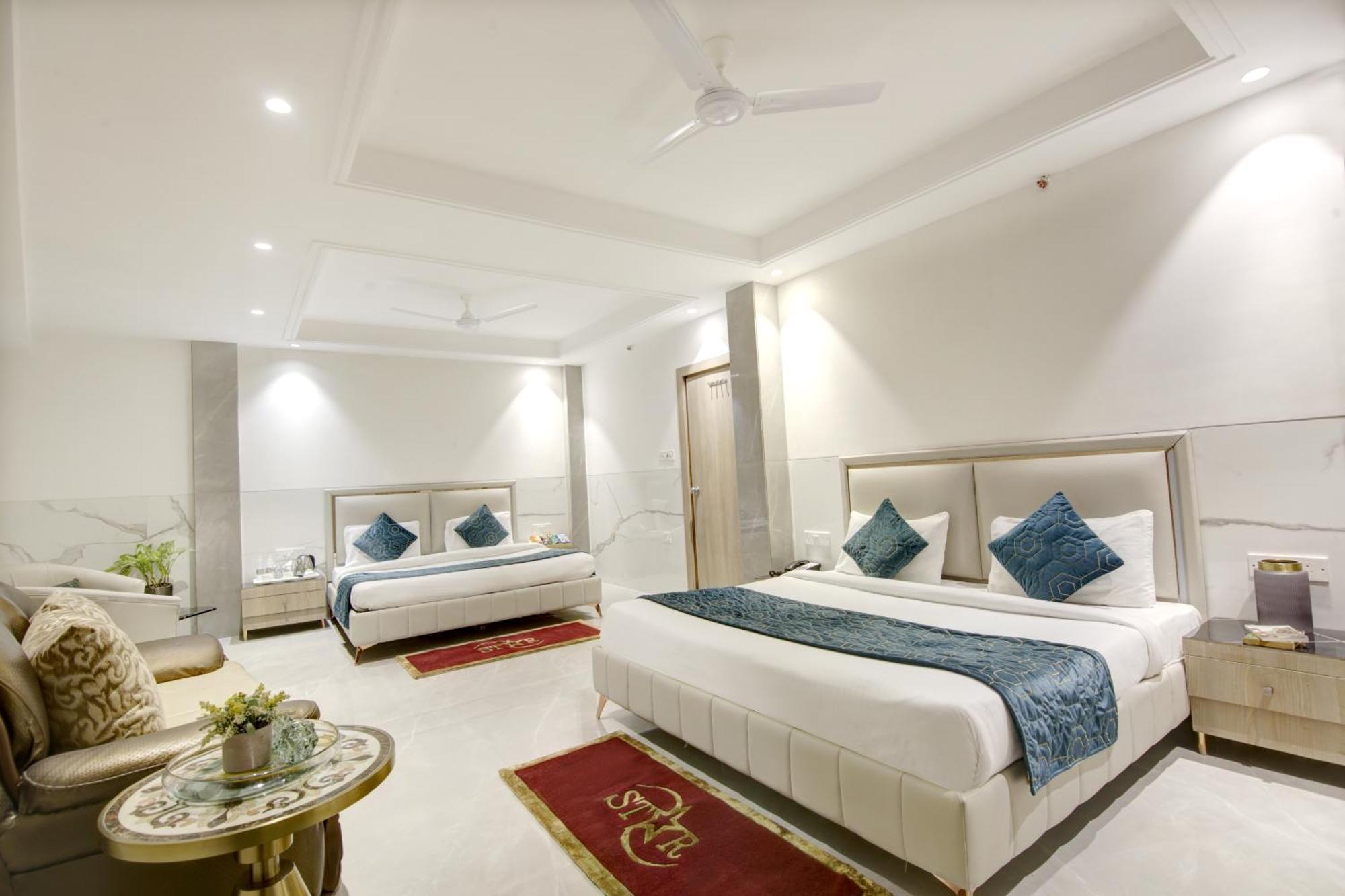 Hotel Delhi 37 By Star Group Near Delhi Airport نيودلهي المظهر الخارجي الصورة